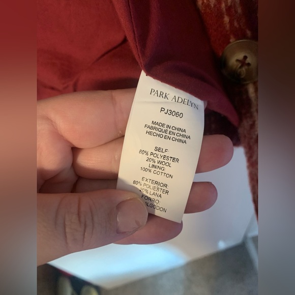 Park Adelyn plaid shacket- red, brown, cream- size M - Picture 5 of 5